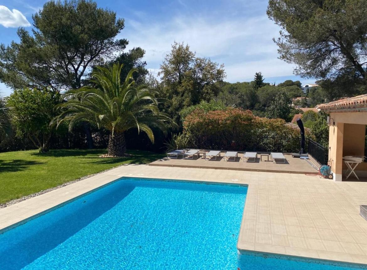 Belle Villa Dans Clos Prive - Saint Raphael Boulouris Екстериор снимка