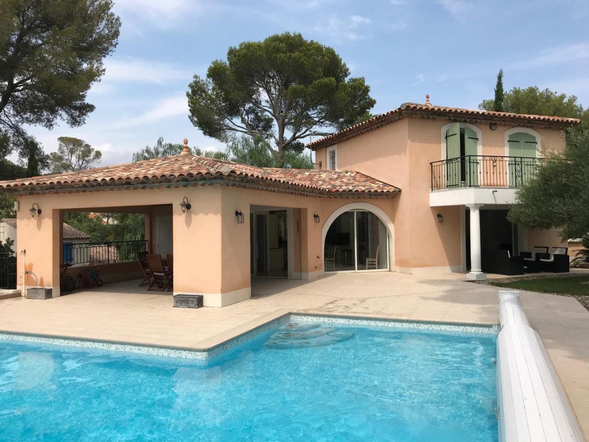 Belle Villa Dans Clos Prive - Saint Raphael Boulouris Екстериор снимка